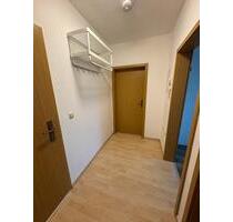 2-Raum Wohnung in Lengenfeld - 253,00&nbsp;EUR Kaltmiete, ca.&nbsp; 46,00&nbsp;m&sup2; in Lengenfeld (PLZ: 08485)