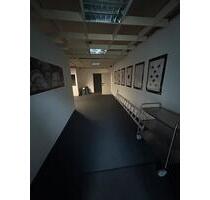 Lagerhalle 500 qm zu vermieten - 2.618,00&nbsp;EUR Kaltmiete, ca.&nbsp; 4,00&nbsp;m&sup2; in Recklinghausen (PLZ: 45659) Hillerheide