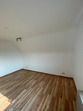 Foto - Dachgeschoßwohnung in Cölbe zur Miete