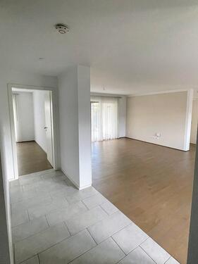 Foto - Moderne 4-Zi.-EG-Wohnung mit Garten & Terrasse in Öhringen