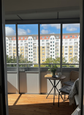 Foto - Erstbezug nach Sanierung: Wohntraum mit Eichenparkett und Loggia