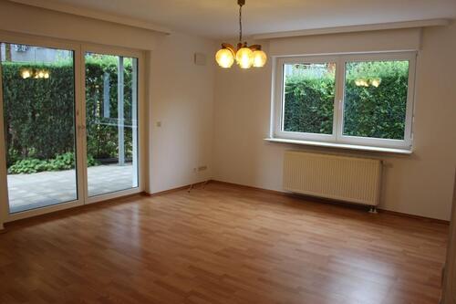 Foto - Großzügige EG-Wohnung mit Terrasse in guter Lage