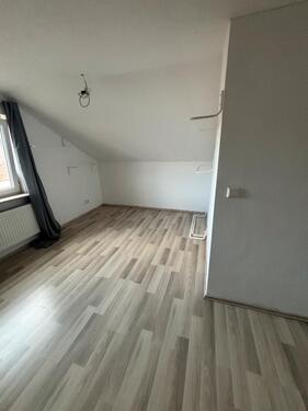 Foto - Wohnung 2,5 DG-Zimmer zum vermieten