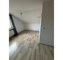 Wohnung 2,5 DG-Zimmer zum vermieten - Plüderhausen