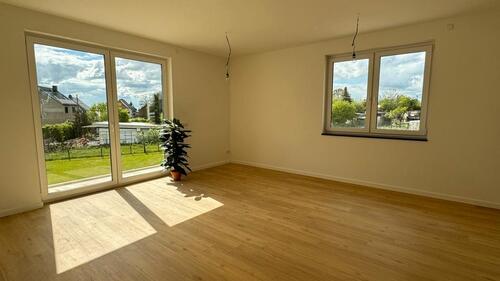 Foto - Stilvolle 2-Raumwohnung in Raguhn - energieeffizient, rollstuhlgerecht, mit Balkon und Aufzug