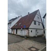 Renovierungsbedürftiges Einfamilienhaus - Friolzheim