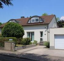 Freistehendes Einfamilienhaus mit Terrasse & Garten in Groß-Gerau