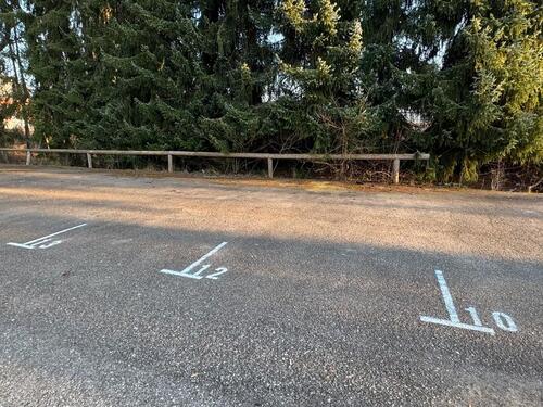 Foto - PKW-Stellplatz Parkplatz auf Privatfläche zu vermieten