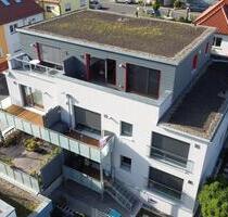 Außergewöhnliche Wohnung, hell, neuwertig, großer Balkon, sonnig, zentral - Herzogenaurach