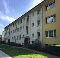 Tolle, modernisierte 4,00-Zimmer-Wohnung mit Balkon - Lübeck Sankt Gertrud