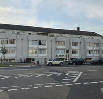 Leerstehendes Appartement mit TG-Platz in Hürth, 20 min zu Uni!