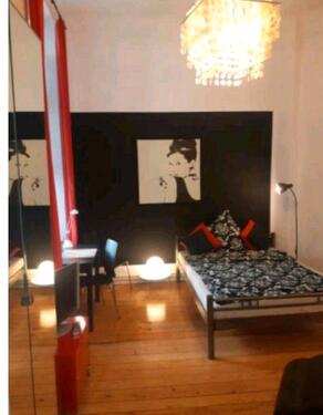 Foto - Nollendorfplatz in Schöneberg Nahe KaDeWe; Pauschalmiete 670 €