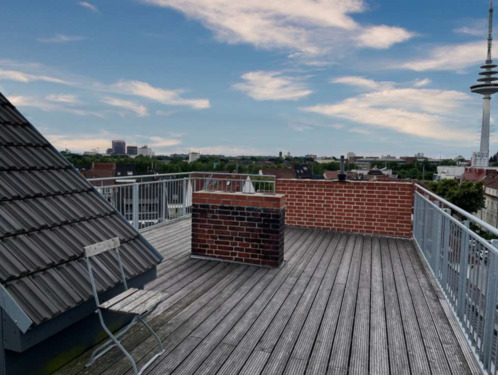 Foto - Zentral, Mieter-frei, saniert, 2-Zimmer, WG-geeignet, courtagefre