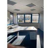 Büro im Gewerbegebiet in Trittau zu vermieten