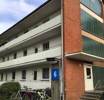 Modernisierte 2,50-Zimmer-Wohnung mit Balkon - Lübeck Sankt Jürgen