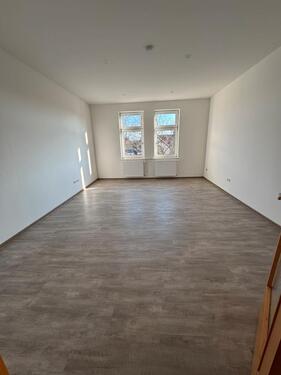 Foto - 3 ZKB - Mietwohnung - 105 qm - 900,00&nbsp;EUR Kaltmiete, ca.&nbsp; 105,00&nbsp;m&sup2;