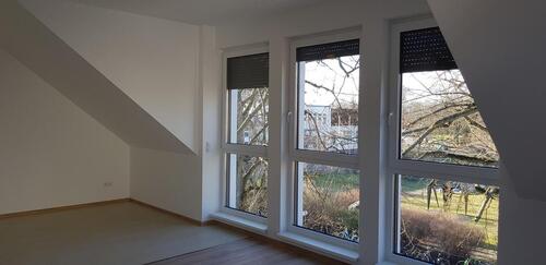 Foto - Helle, moderne Dachgeschoss 4-Zi.-Wohnung mit Balkon, ruhige, grüne und zentrale Lage in Oranienburg