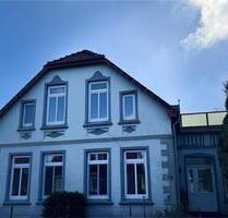 **Anfragen Stop** Altbauwohnung EG 96qm ab 01.05.01.06.2026 - Jever