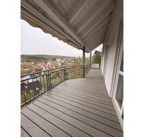 4-Zimmer-Maisonette, 133 m², Balkon, EBK, Carport & Stellplatz in Würzburg-Oberdürrbach