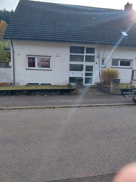 Foto - Schöne Etagenwohnung in gepflegtem 2 Parteienhaus