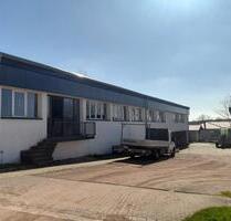 Große Lagerhalle - 1.500,00&nbsp;EUR Kaltmiete, ca.&nbsp; 530,00&nbsp;m&sup2; in Schiffweiler (PLZ: 66578)