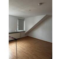 2,5 Zimmer Dachgeschosswohnung - 430,00&nbsp;EUR Kaltmiete, ca.&nbsp; 43,00&nbsp;m&sup2; in Dessau-Roßlau (PLZ: 06844)