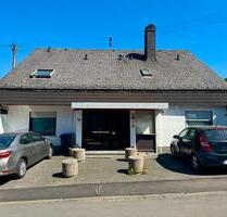 Gepflegtes Dreifamilienhaus in ruhiger Grünlage in Siegen - Ennepetal