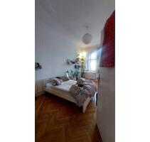 Schöne Altbauwohnung mit Balkon als Zwischenmiete 1.11 - 21.01.26 - Berlin Mitte