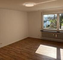 Wunderschöne 4,5 Zimmer Wohnung mit Balkon mit Blick ins Grüne - Ebersbach an der Fils