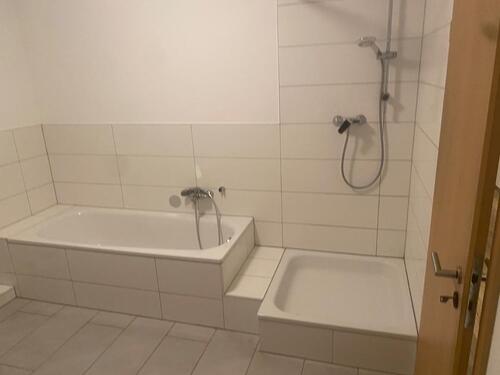 Foto - Gepflegte 3 Zimmer-Wohnung zu vermieten