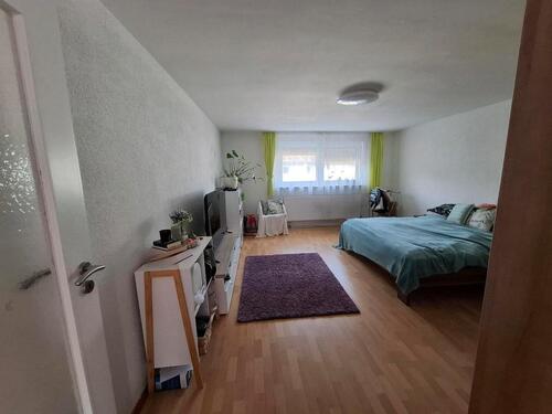 Foto - Erdgeschosswohnung - 1.500,00&nbsp;EUR Kaltmiete, ca.&nbsp; 160,00&nbsp;m&sup2;