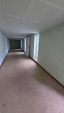 Foto - Sie haben die Idee? Ich biete 30qm Lagerfläche an.