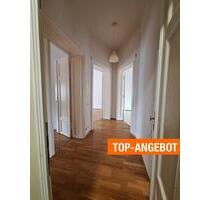 TOP 3-Raum-Wohnung, Stilaltbau, neue Einbauküche, PKW-Stellplatz - Finsterwalde