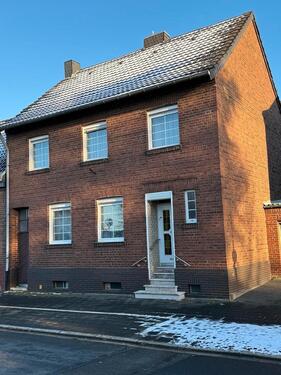 Foto - Charmantes Haus mit riesigem Garten und Ausbaupotential