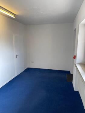 Foto - LagerraumSelf Storage in Garching-Hochbrück mit großem Fenster