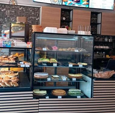 Foto - Bäckerei, Backshop, Café, Laden, Gewerbefläche