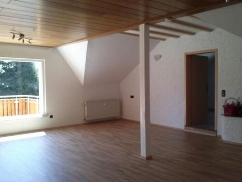 Foto - Großzügige DG- Wohnung mit Dachterasse in Gdf.- Ottendorf