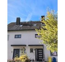 Großzügige Doppelhaushälfte in Burgfarrnbach zu vermieten - Fürth Atzenhof