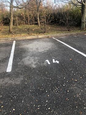 Foto - Stellplatz für PKW - 17,00 EUR Miete,