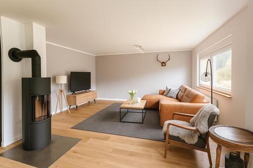 Foto - Provisionsfrei: Einfamilienhaus mit Garage, Keller, Garten