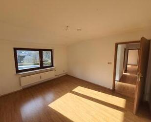 Panten - Sehr schöne renovierte 3 Zimmer Wohnung ab sofort zu vermieten - Nusse