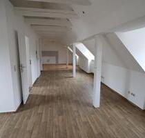 Kleine, gemütliche 2-Zimmer Wohnung im Dachgeschoss - Dr.-Wilhelm-Külz-Str. 16, Doberlug-Kirchhain