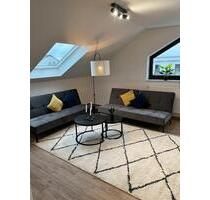 Dachgeschoss Wohnung möbliert hell modern 3 ZKB - Lampertheim