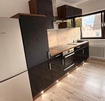 Sanierte 2-Zimmer-Wohnung mit Küche in Zweifamilienhaus - Neuwied Feldkirchen