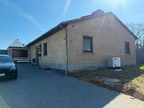 Foto - Exklusiv sanierter Bungalow in Top-Lage – großzügiges Grundstück