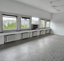 Provisionsfrei! Top Büro mit Küche & viel Licht in Barsbüttel