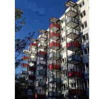 Fast wie im Neubau, sanierte Wohnung im modernisiertem Gebäude. 1,5 Zimmer mit Balkon. - Kiel Ellerbek