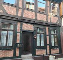 Einfamilienhaus - 100.000,00&nbsp;EUR Kaufpreis, ca.&nbsp; 120,00&nbsp;m&sup2; in Hameln (PLZ: 31785)