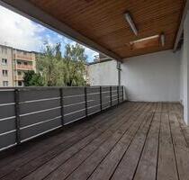 Attraktive 2,5-Zimmer-Wohnung mit großem Balkon in gepflegtem Mehrfamilienhaus - Gelsenkirchen