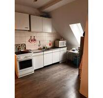 Dachgeschosswohnung - 880,00&nbsp;EUR Kaltmiete, ca.&nbsp; 85,00&nbsp;m&sup2; in Engelskirchen (PLZ: 51766)
